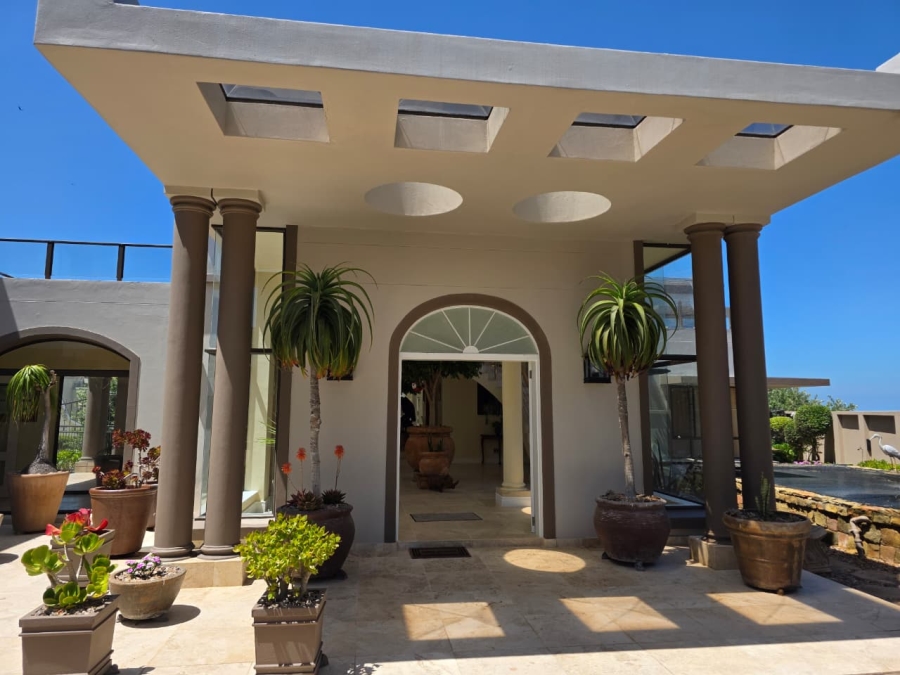 6 Bedroom Property for Sale in Myoli Beach Western Cape